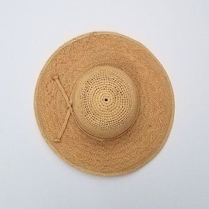 Vintage straw hat / sun hat size small